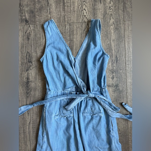 J. Crew Chambray Tie Jumpsuit- Size 2 - Picture 9 of 9